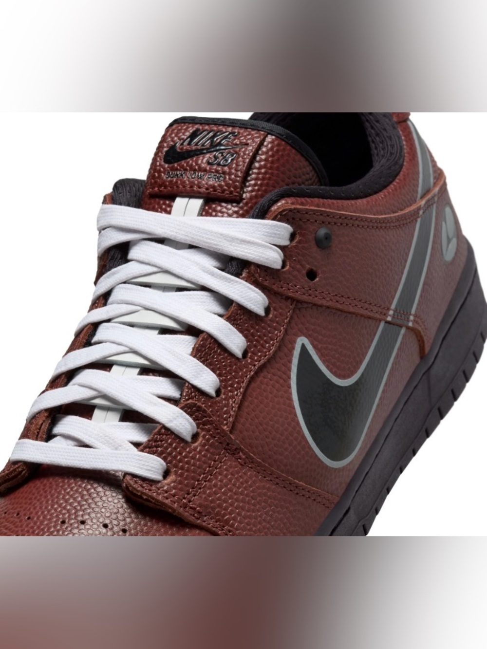 Nike - Picture 8 of 8